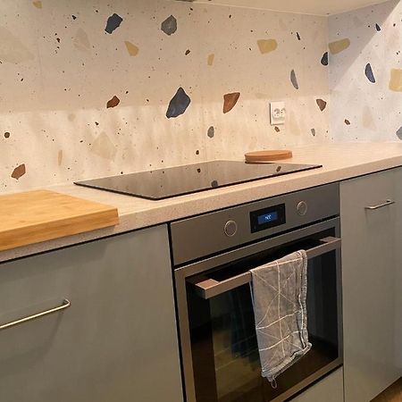 Apartment Close To Metro, 8 Minutes To Centrum And Near Airport 바르샤바 외부 사진