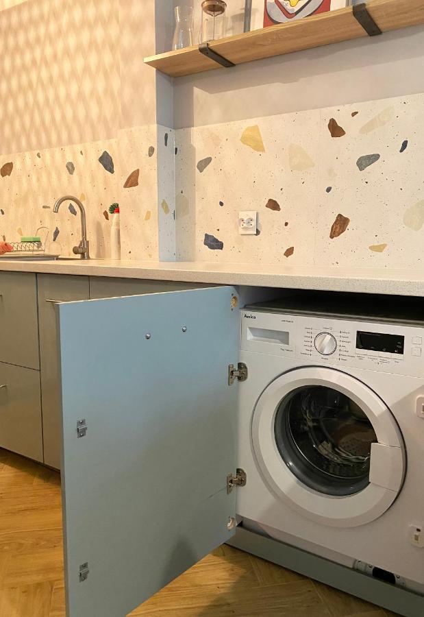 Apartment Close To Metro, 8 Minutes To Centrum And Near Airport 바르샤바 외부 사진