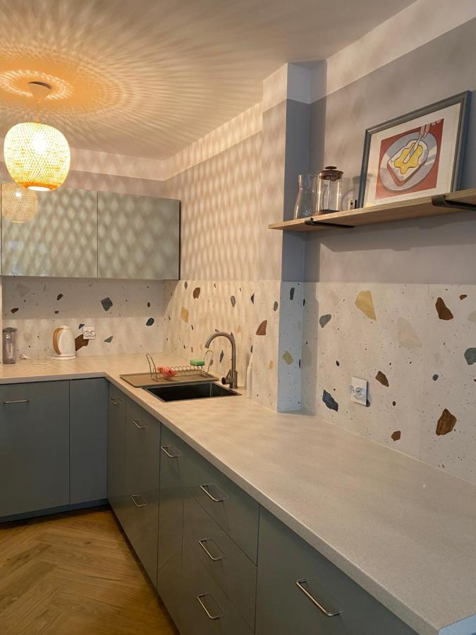 Apartment Close To Metro, 8 Minutes To Centrum And Near Airport 바르샤바 외부 사진