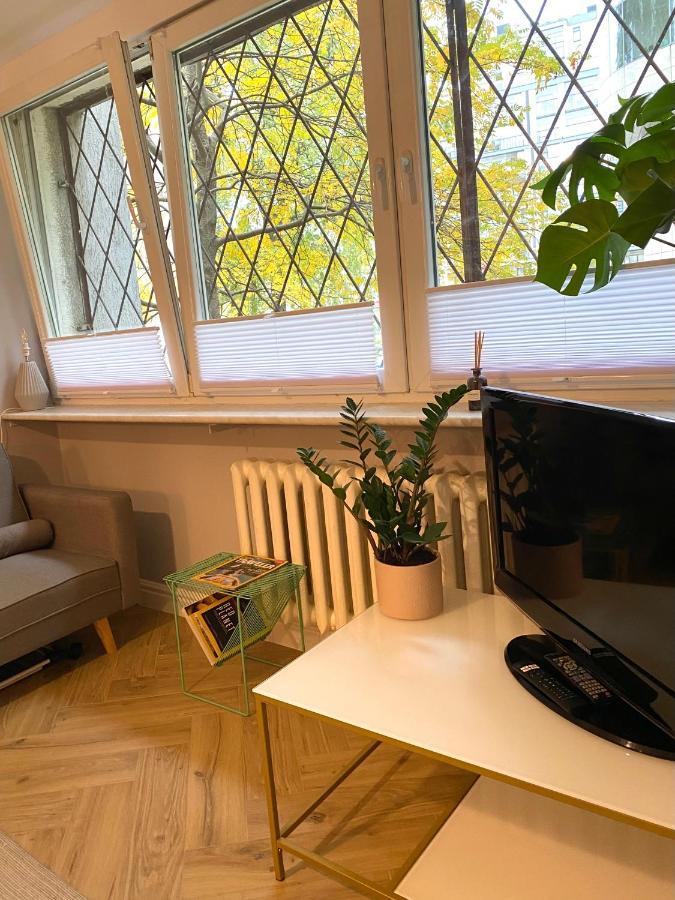 Apartment Close To Metro, 8 Minutes To Centrum And Near Airport 바르샤바 외부 사진