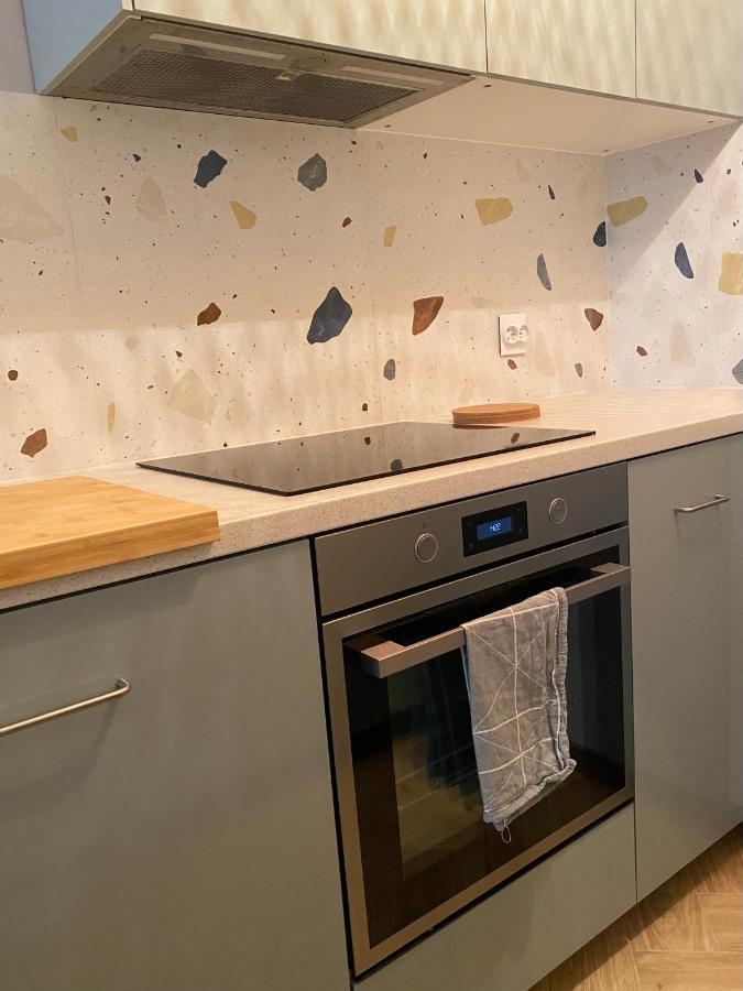 Apartment Close To Metro, 8 Minutes To Centrum And Near Airport 바르샤바 외부 사진